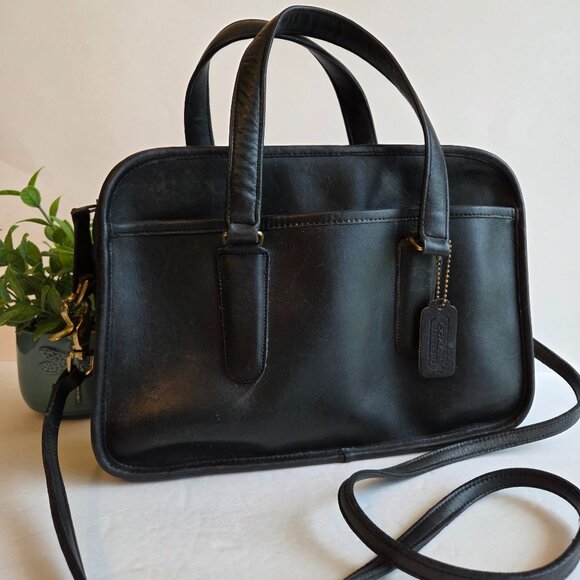 EUC & HTF Vintage Coach Skinny Flight Bag (#9706) in Black - Picture 1 of 13